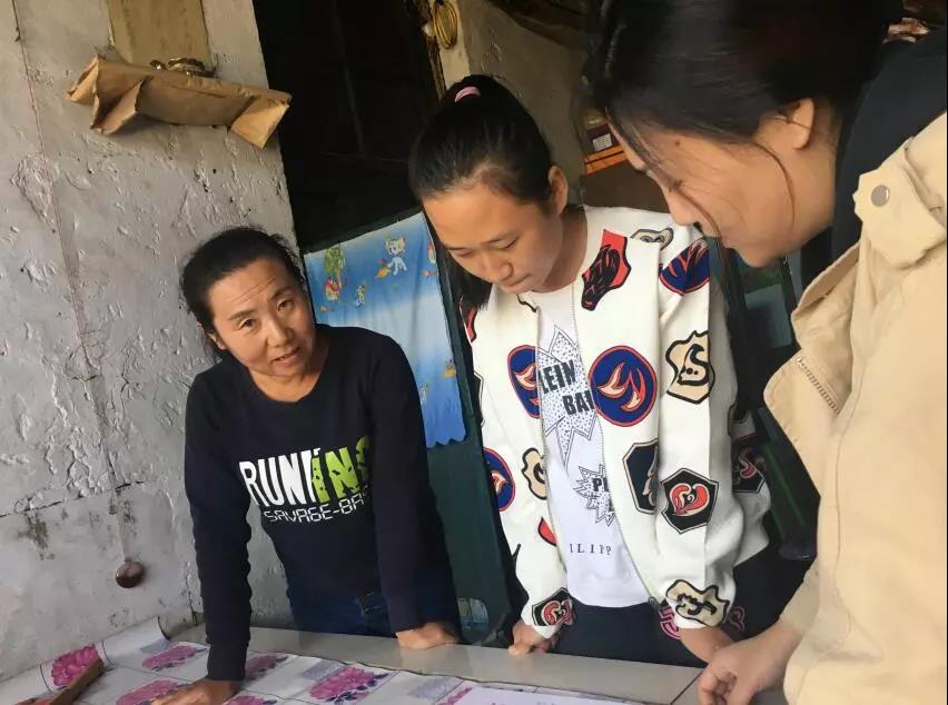 林鳳裝飾幫扶貧困學(xué)子 林鳳裝飾幫扶貧困學(xué)子