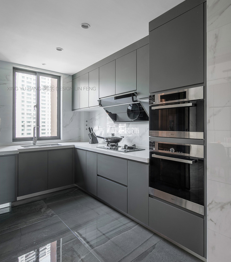 萬科圣豐翡翠之光140㎡封閉式廚房裝修效果圖 萬科圣豐翡翠之光140㎡封閉式廚房裝修效果圖