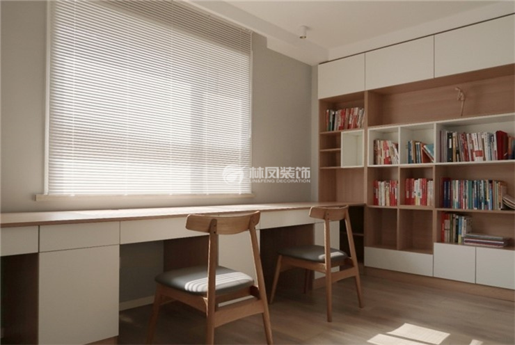 雅居樂花園146㎡書房設(shè)計裝修效果圖 雅居樂花園146㎡書房設(shè)計裝修效果圖