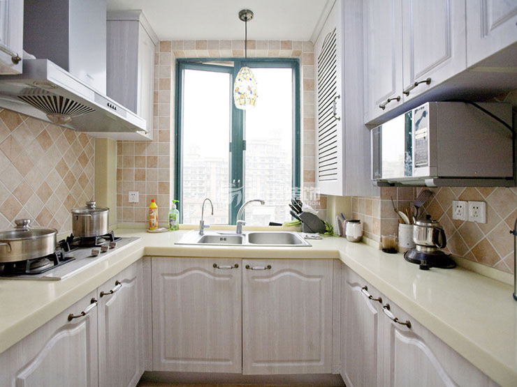 金輝湖畔里-96平-現(xiàn)代風(fēng)格-廚房.jpg 金輝湖畔里-96平-現(xiàn)代風(fēng)格-廚房.jpg