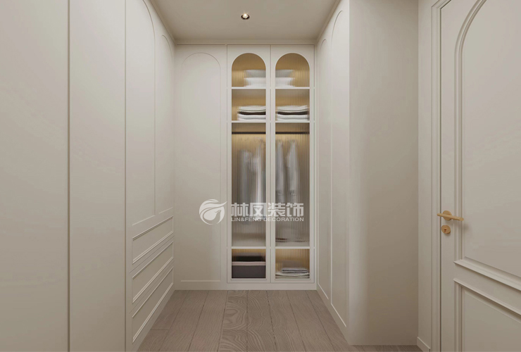 新世界卓鑄-270平-輕法風(fēng)格-衣帽間.jpg